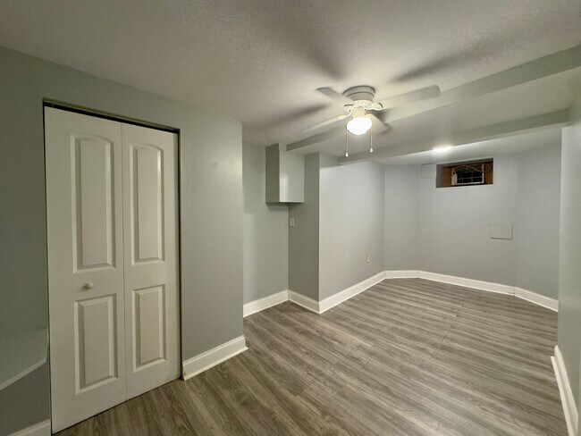 Building Photo - Charming 3 Bedroom/2 Bathroom Townhome in Ednor Gardens-Lakeside, MD!