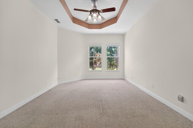 Building Photo - 854 SW St Tropez Ct