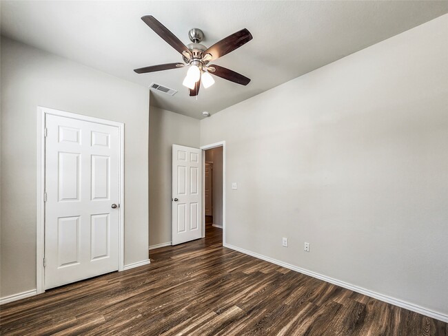 Building Photo - 4229 Amber Ruse Dr