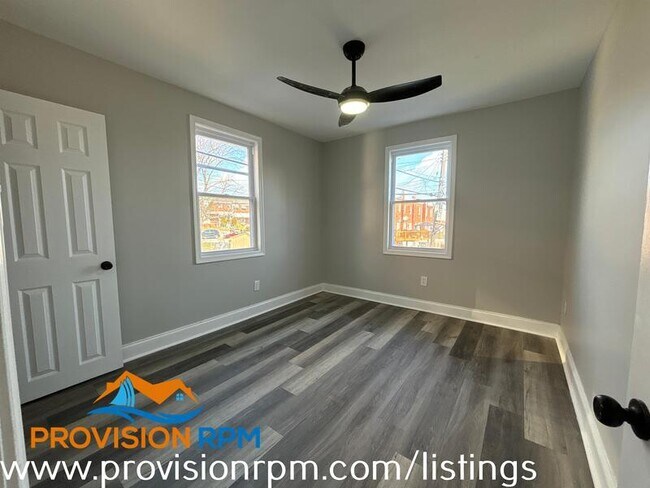 Building Photo - 309 52nd St