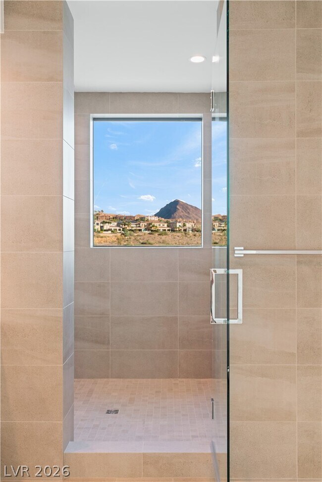 Building Photo - 66 Lakefront Dr