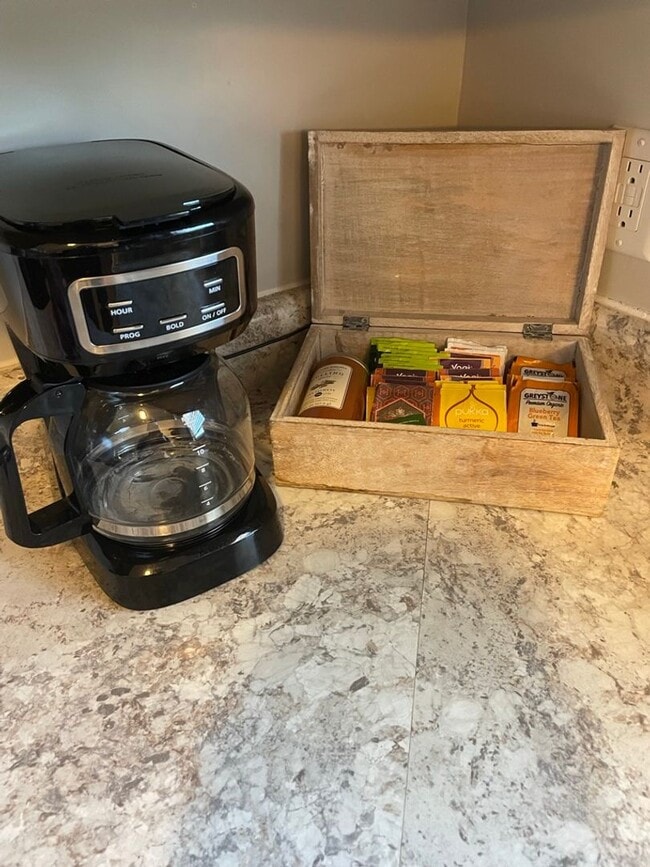 Building Photo - Ranch Home Available Soon!