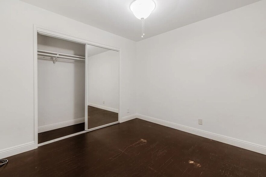 Building Photo - 4971 Dassco Ct