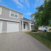 Building Photo - 1368 N Knollwood Dr