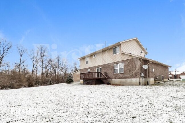 Building Photo - 83 Bayberry Ln