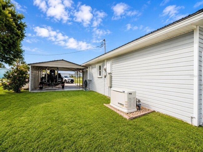 Building Photo - 1205 Lisa Ln