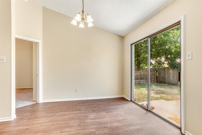Building Photo - 1807 Prairie Star Ln