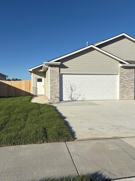 Building Photo - 12936 E Blake St