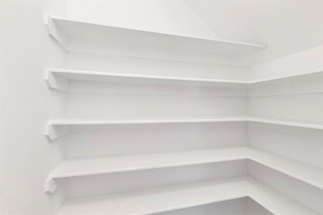 Building Photo - 79 Blue Creek Pl