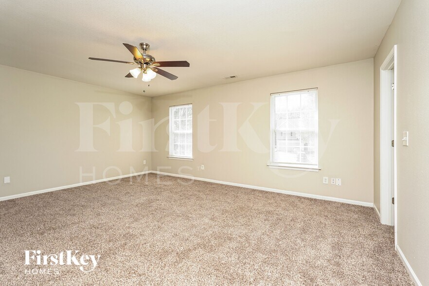 Building Photo - 165 Salem Trail Ct