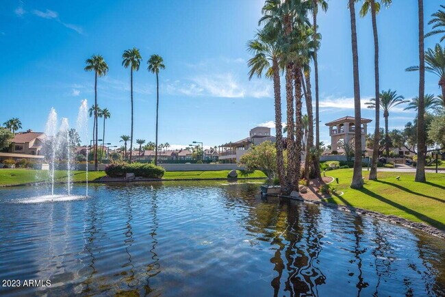 Building Photo - "Experience Tranquil Living: Beautiful 2-Bed, 2-Bath Condo with amazing amenities in Scottsdale!"