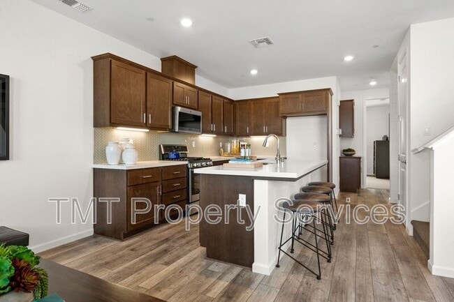 Building Photo - 2957 Nimes Ln