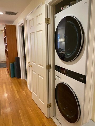 Building Photo - 85-87 Francis St