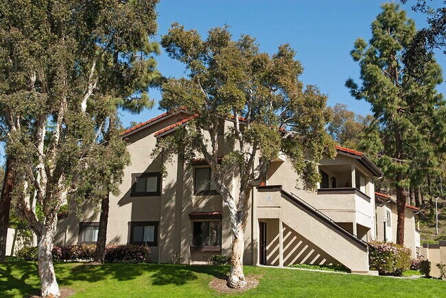 Building Photo - Mission Hills