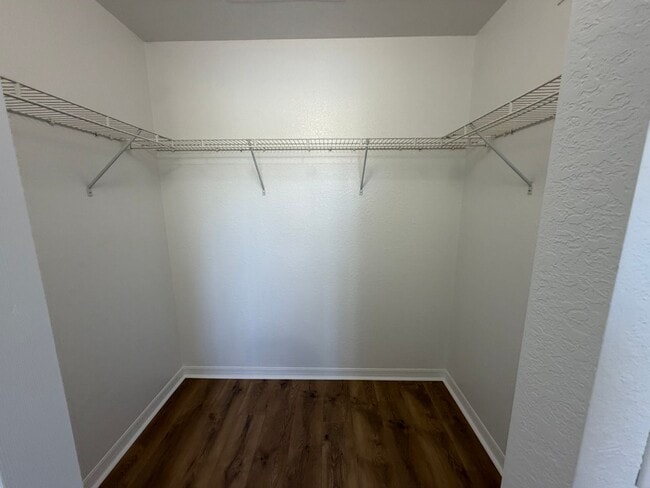 Building Photo - ANNUAL RENTAL - KEY ROYAL CONDO -THIRD FLOOR- 2 BED-1 BATH