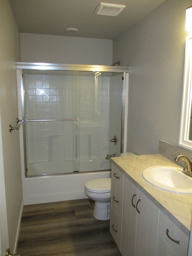 Building Photo - 3 Bed, 2.5 Bath Home in Berthoud - Built 2024 - 2-Car Garage, Home is facing the Mountains