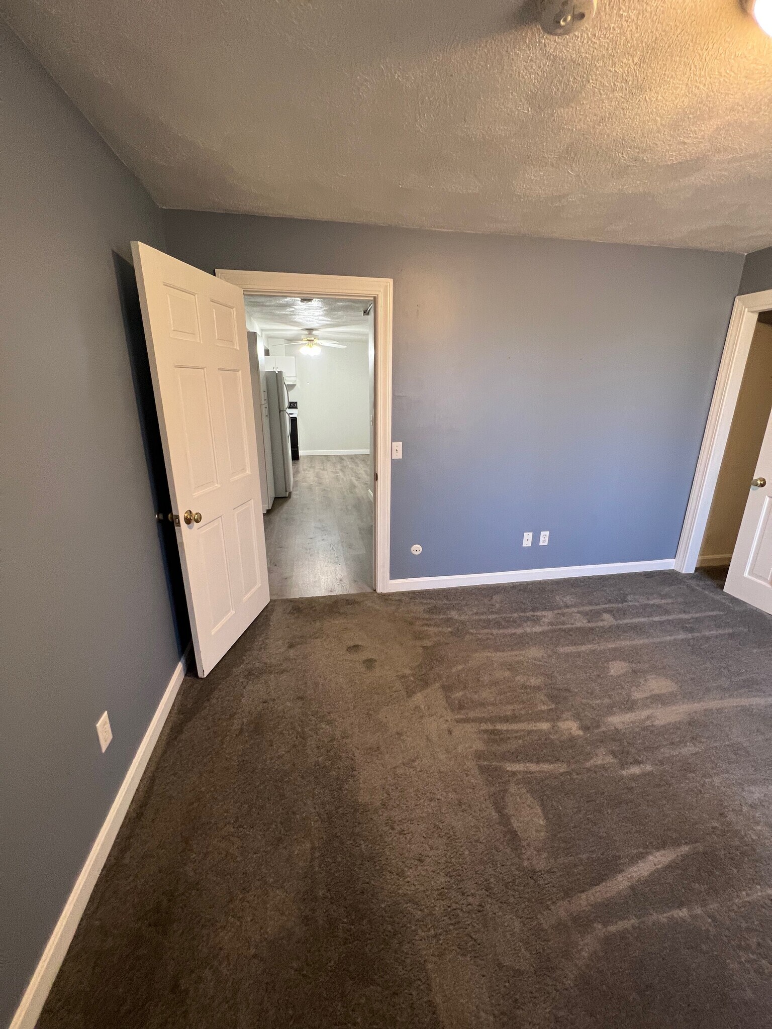 bredroom - 919 Main St