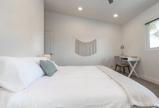 Building Photo - 1500 Neptune Ave