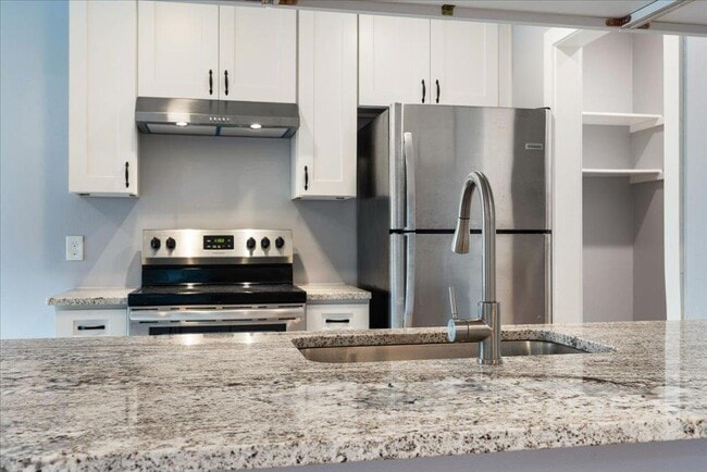 Building Photo - 1703 Coronado Hills Dr