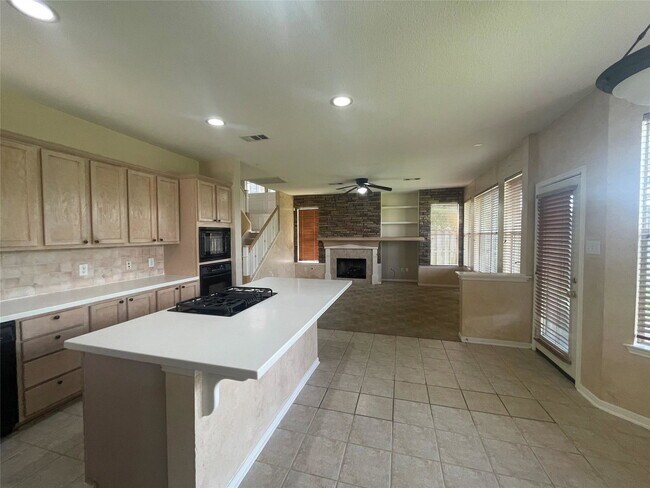 Building Photo - Velasco Court, Sienna, TX 77459 - 4 BR 3.5 BA single-family home