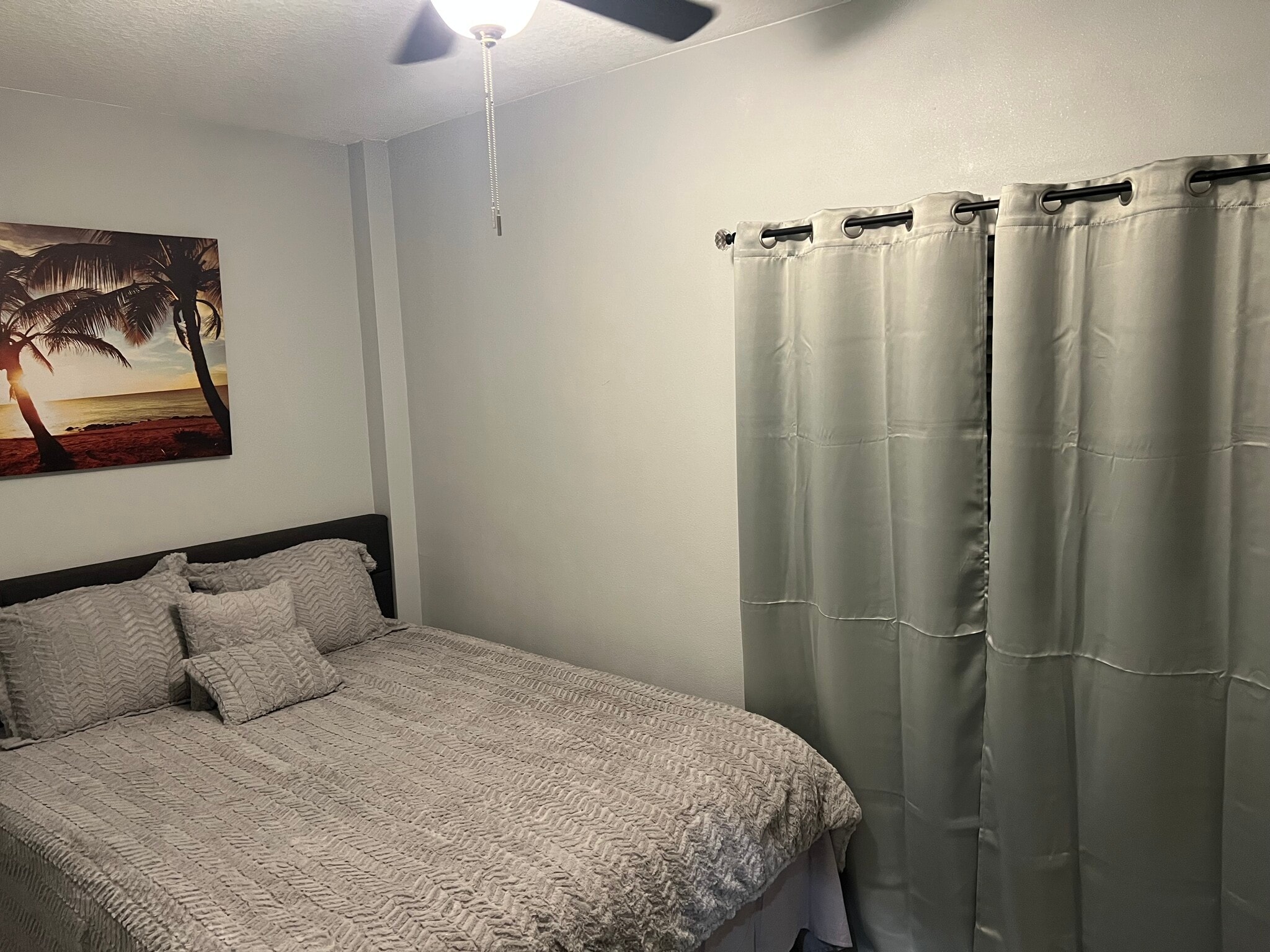 Building Photo - 1345 Hazel St NW