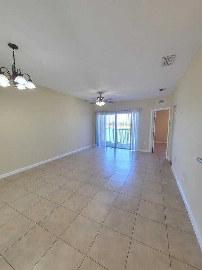 1133 Golden Lakes Blvd 1133 Golden Lakes Blvd West Palm Beach FL