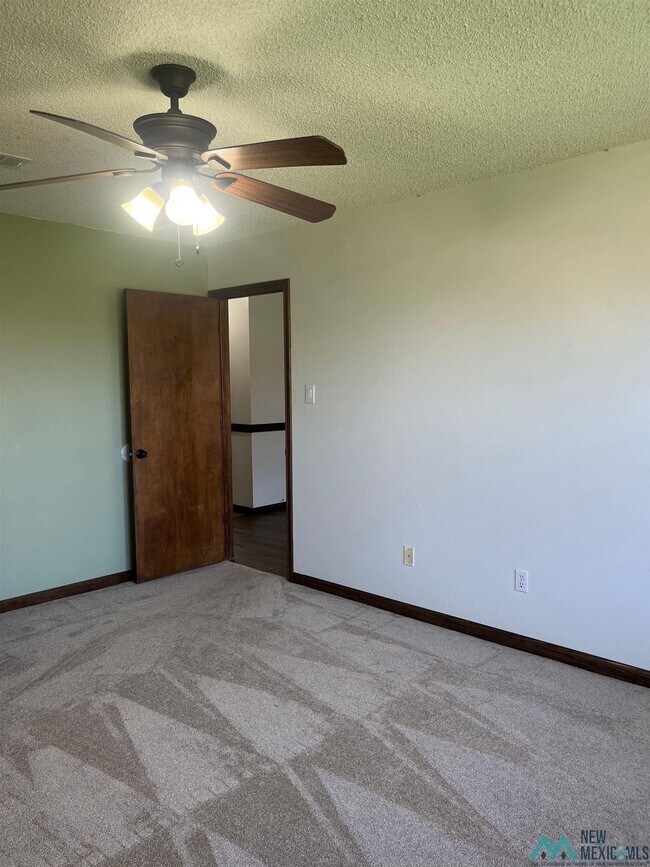 Building Photo - 1712 Windsor Way
