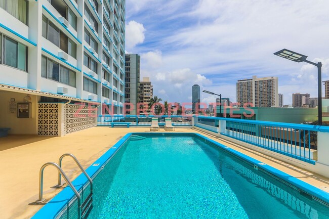 Building Photo - Kapiolani Terrace studio for rent