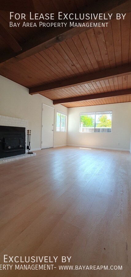 Building Photo - 2846 Blenheim Ave