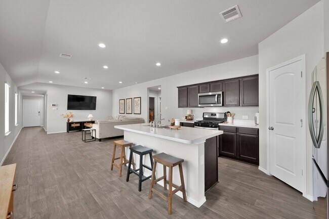 Building Photo - 13916 Great Pnes Ct