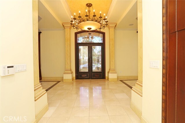 Building Photo - 831 E Orange Grove Ave