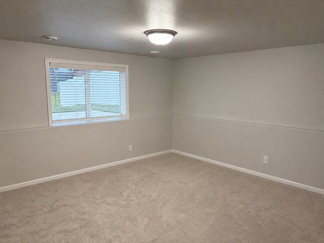 Building Photo - 1740 Tobi Ln