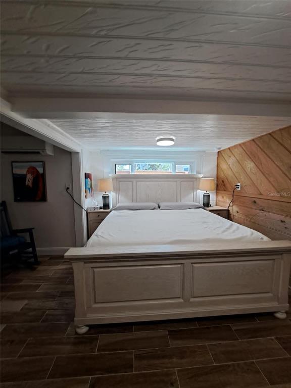 Building Photo - 2802 Pass a Grille Way
