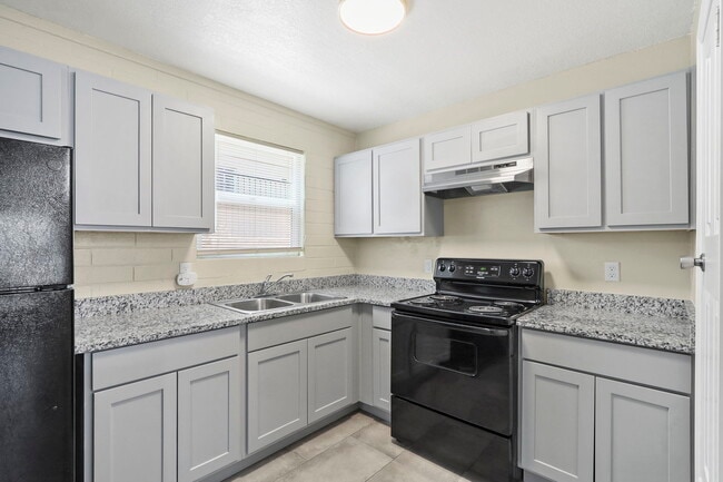 Building Photo - 3702 Keltner Ave