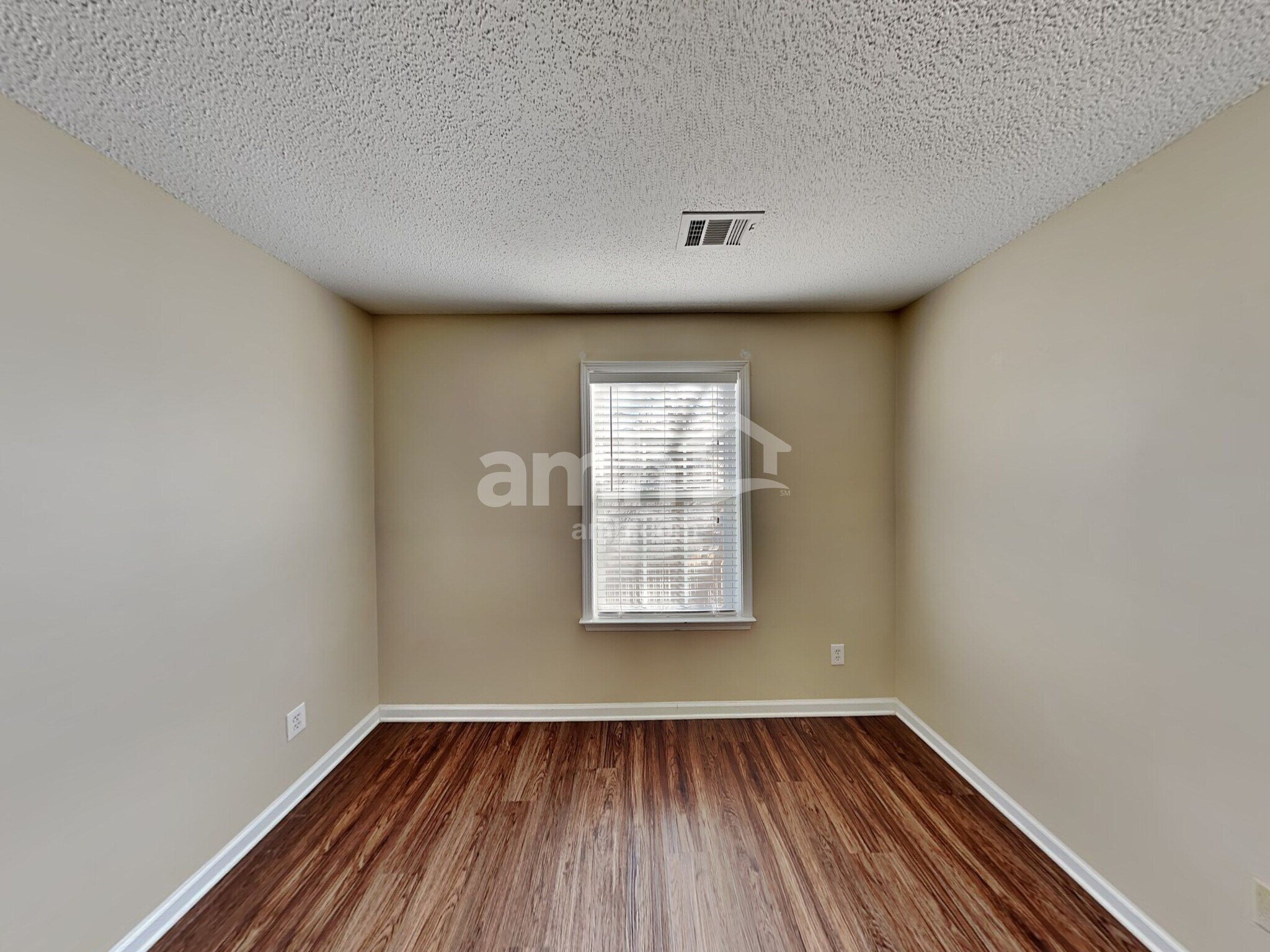 Building Photo - 4145 Ridgefair Dr