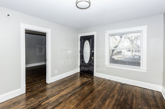 Building Photo - 2081 Halstead Ave