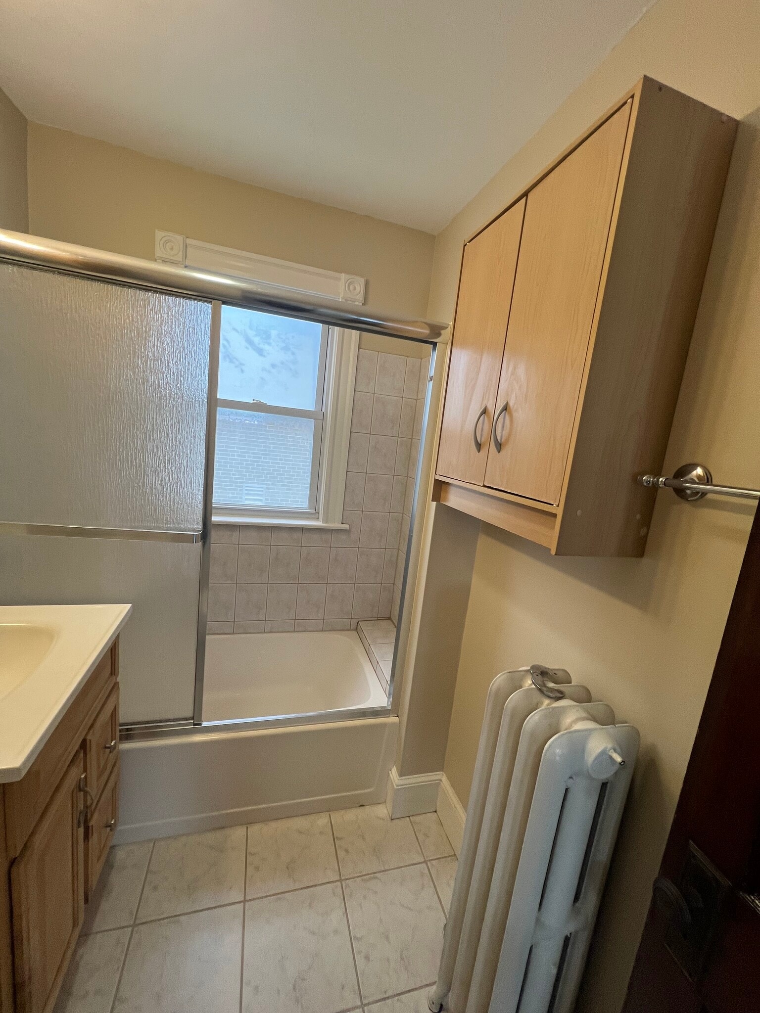 Bathroom - 412 Belgrade Ave