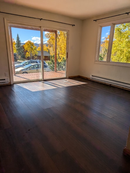 Building Photo - 2562 Cortina Ln