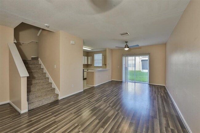 Building Photo - 9805 Carlsdale Dr