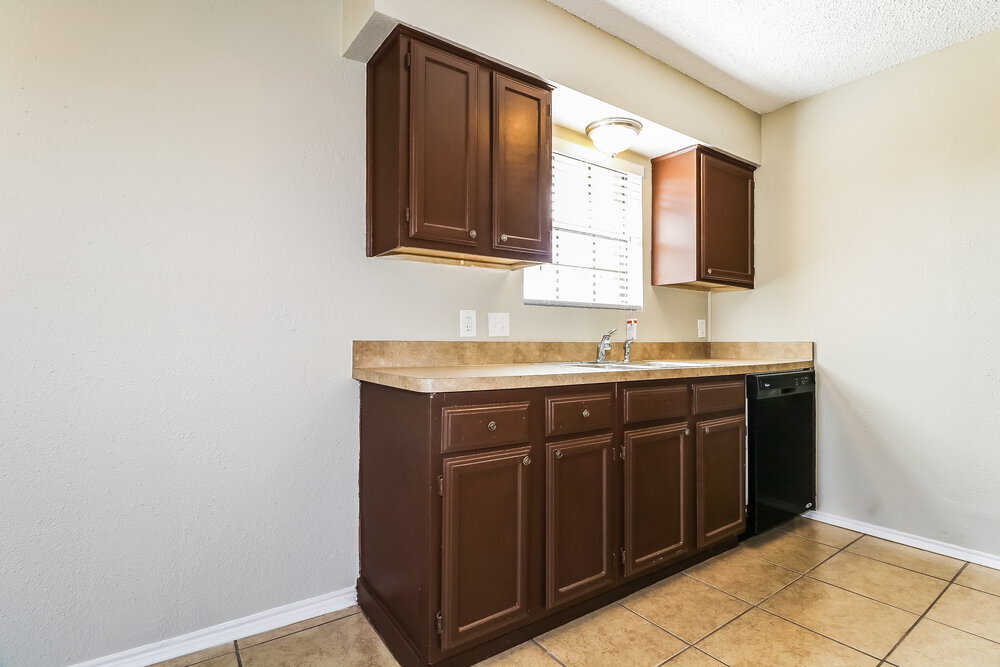 Building Photo - 908 Blue Ridge Dr