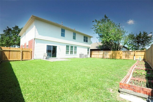 Building Photo - 9507 Flying Eagle Ct
