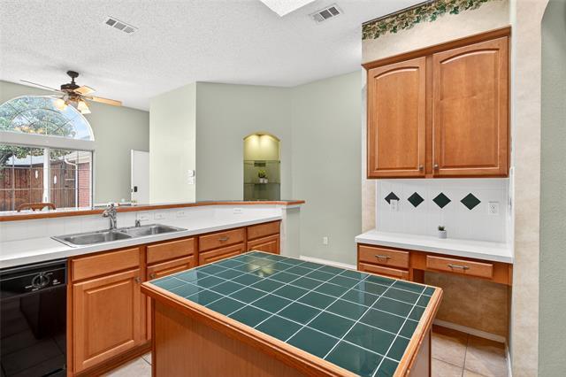 Building Photo - 9818 Asheboro St