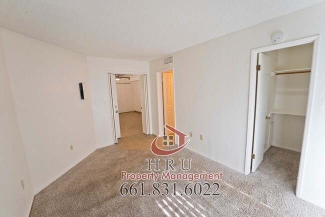 Building Photo - SW- condo 1bed-1.bath
