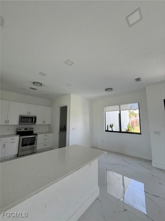 Building Photo - 2716 NW 22nd St