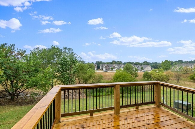 Floorplan - MOTT RIDGEWAY