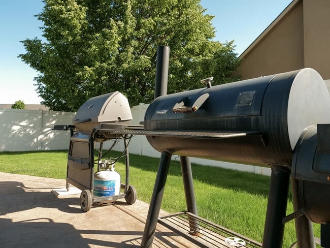 Building Photo - 151 Cub St W