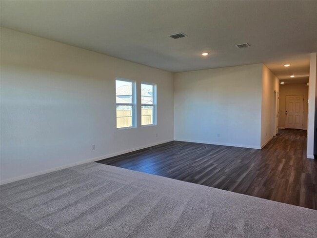 Building Photo - 109 Rother Pl