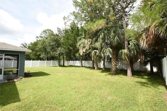 Building Photo - 13 Pinetree Drive