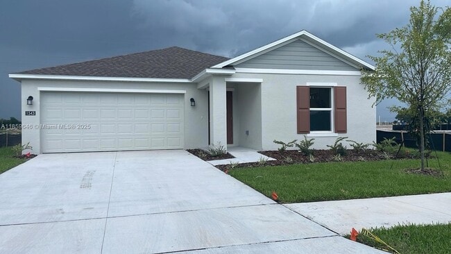 Building Photo - 1543 Jessica Blvd