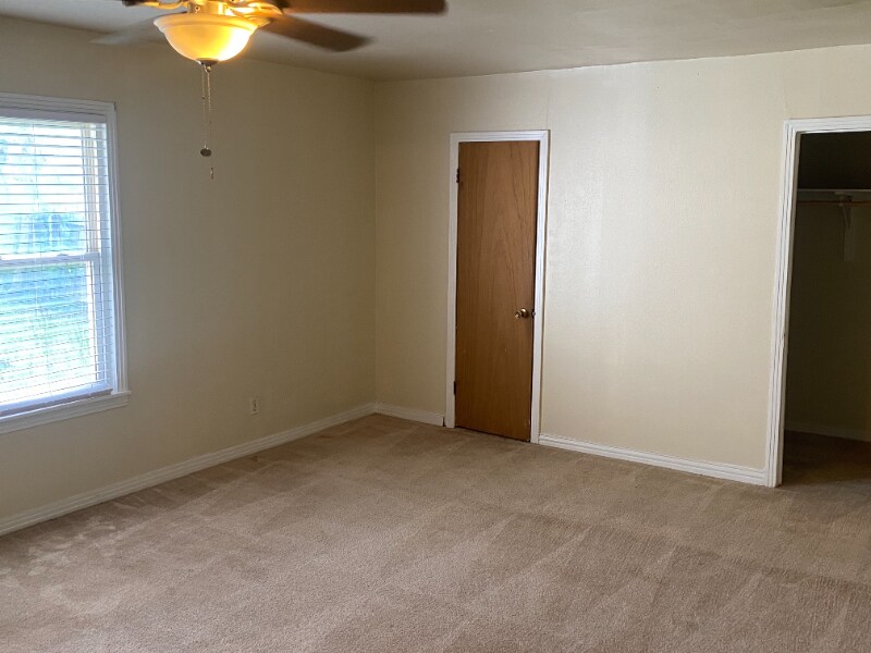 Building Photo - 4207 Idylwood Ln